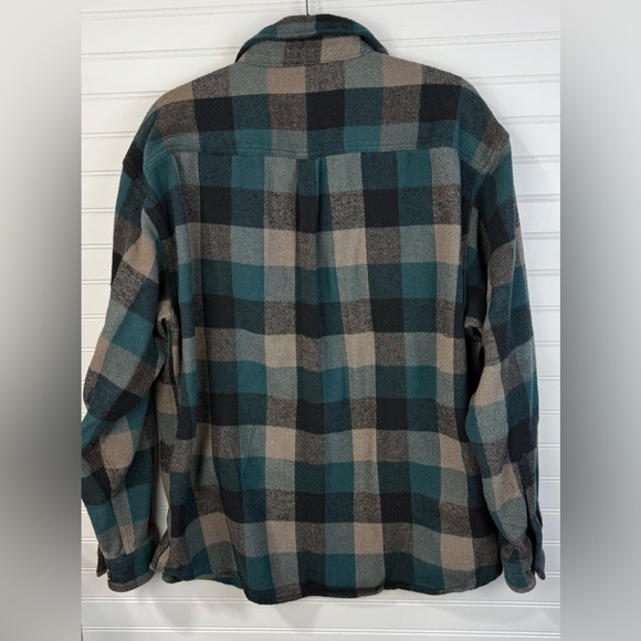 Hickory Shirt Co. men’s XL plaid button down long sleeve heavy duty work shirt - Picture 2 of 10